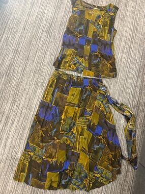 Two-Piece Printed Sleeveless Top and Skirt Set in Olive, Blue & Brown